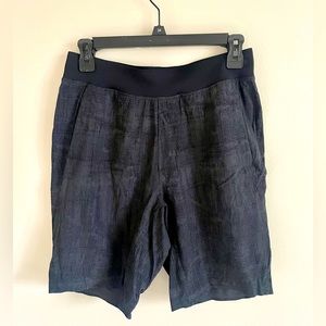 Small, lululemon active shorts